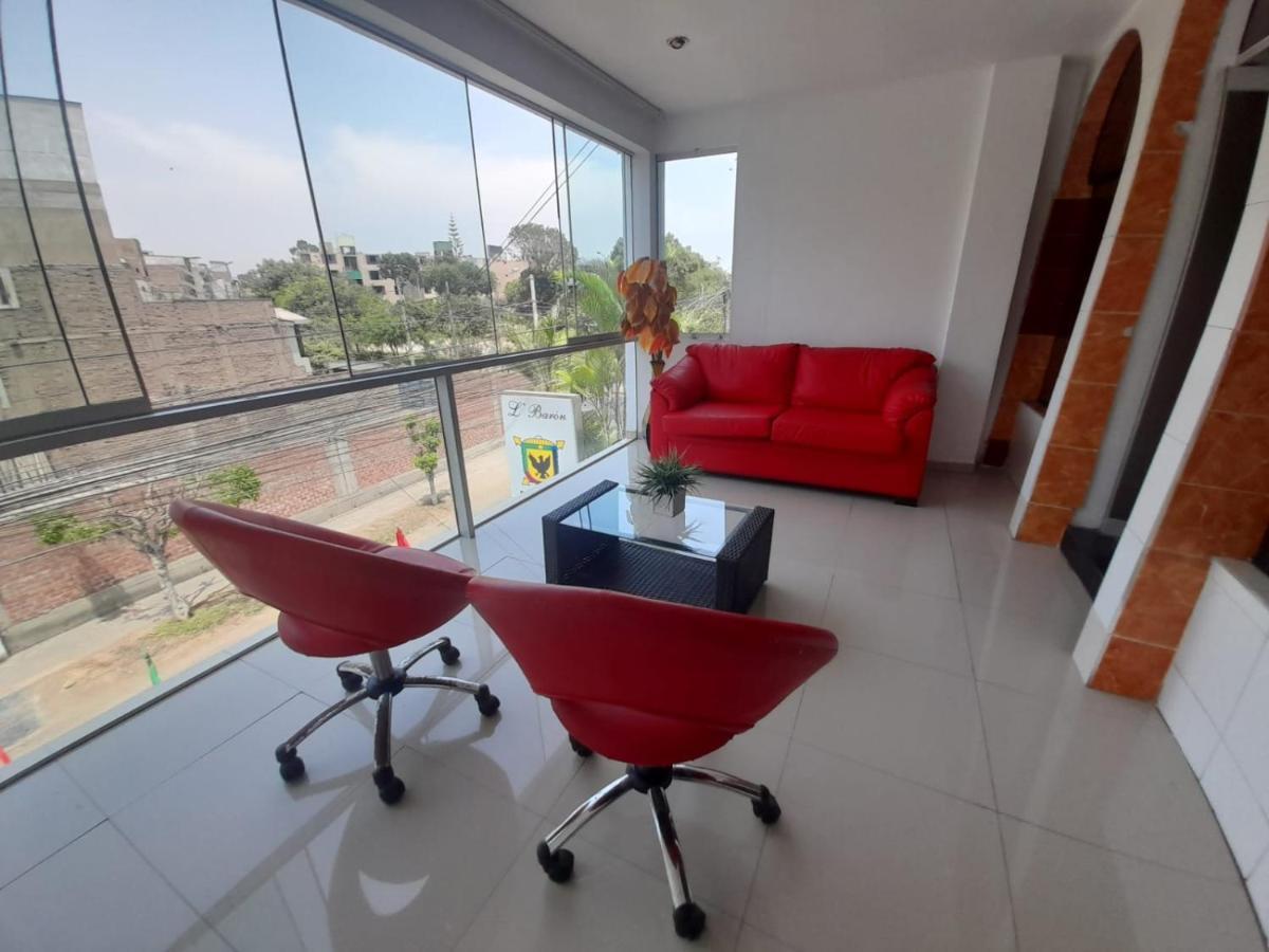 Casahotel Jockey Plaza Mall Лима Екстериор снимка