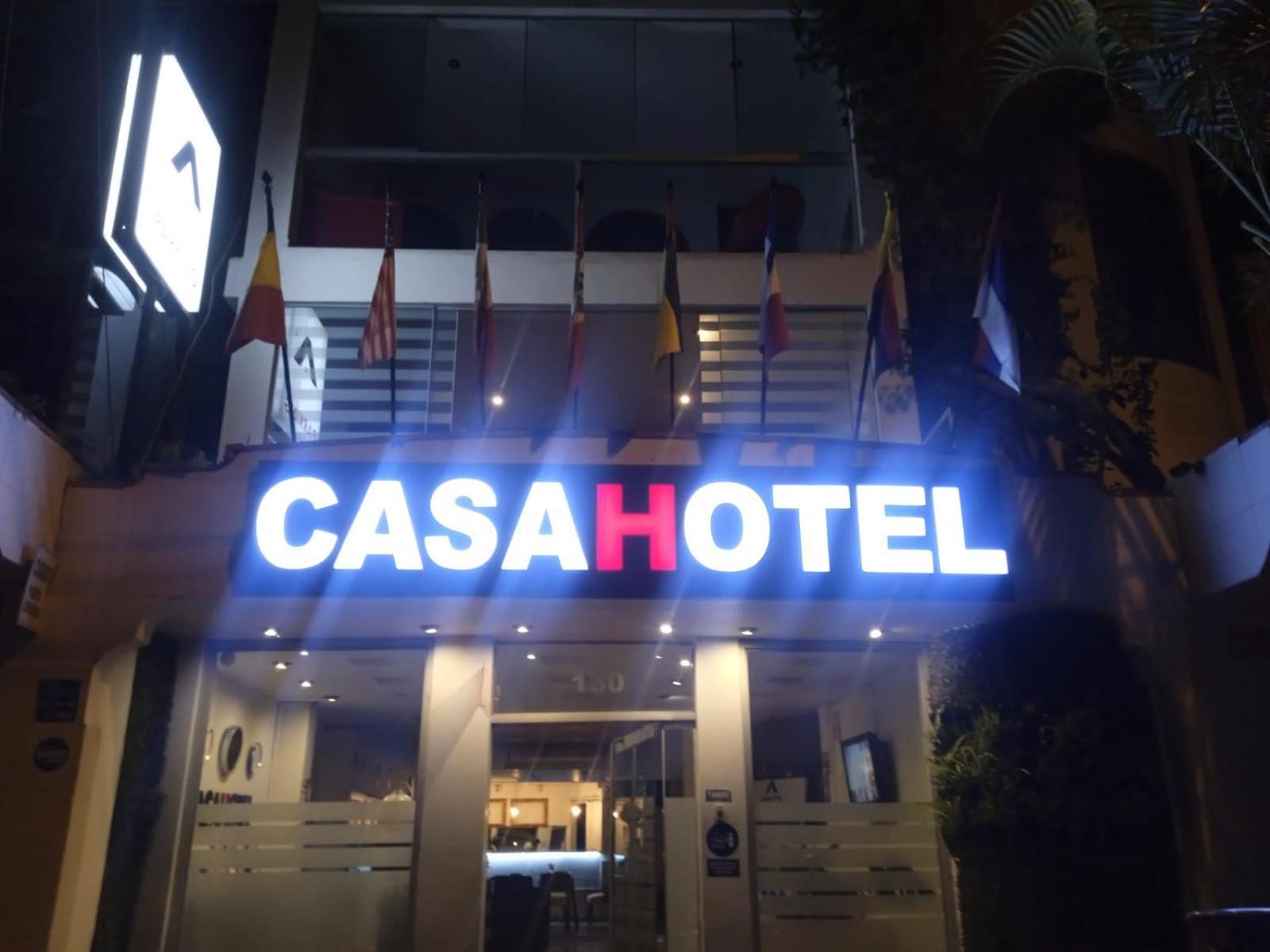 Casahotel Jockey Plaza Mall Лима Екстериор снимка